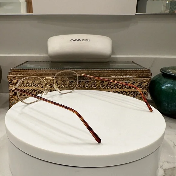 Vintage Calvin Klein Unisex Eyeglass Frames -Rx EUC w/CK White - Main Image